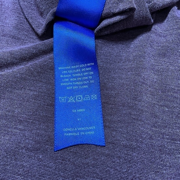 KIT and ACE Burgundy Sleeveless Stretchy Jersey Knit Turtleneck Tank US Sz M - Picture 5 of 9